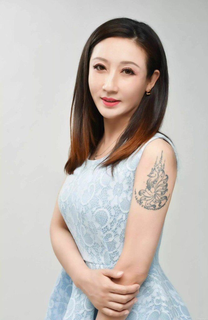 Tina Profile image 1