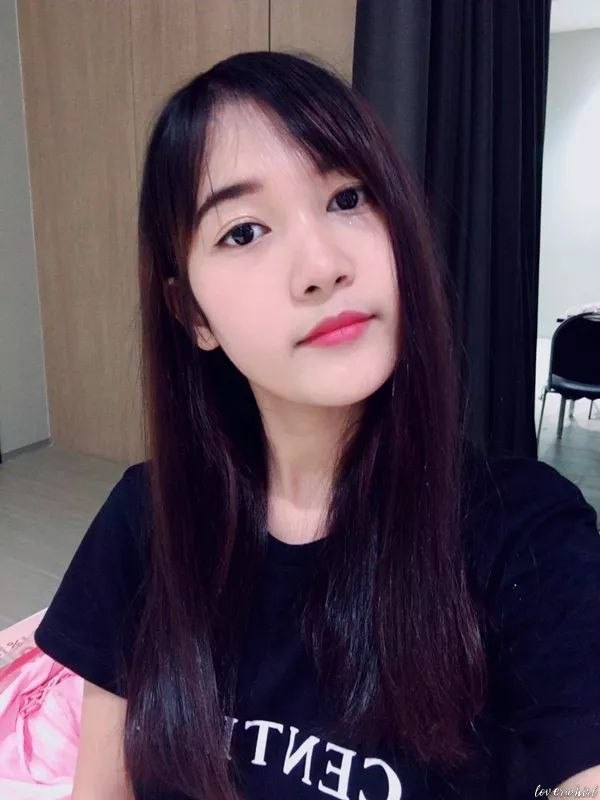Jidapa, 22