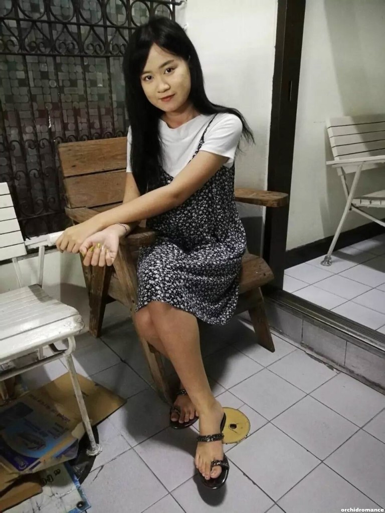 Pirom Profile image 6