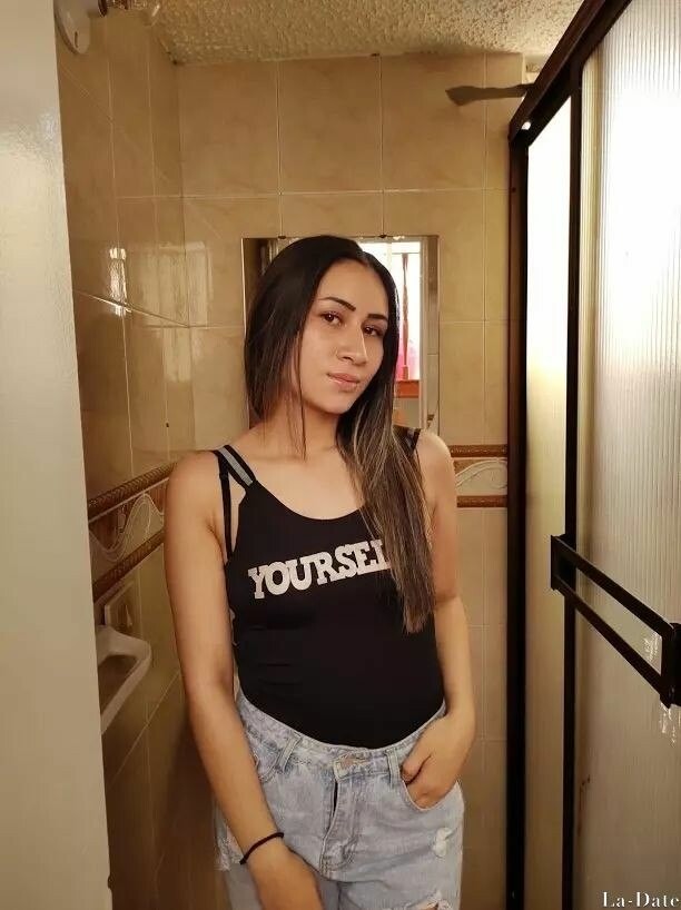 Xiomara, 20