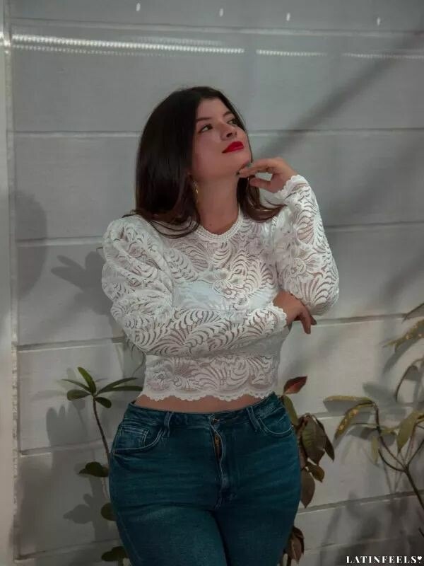Stefania, 26