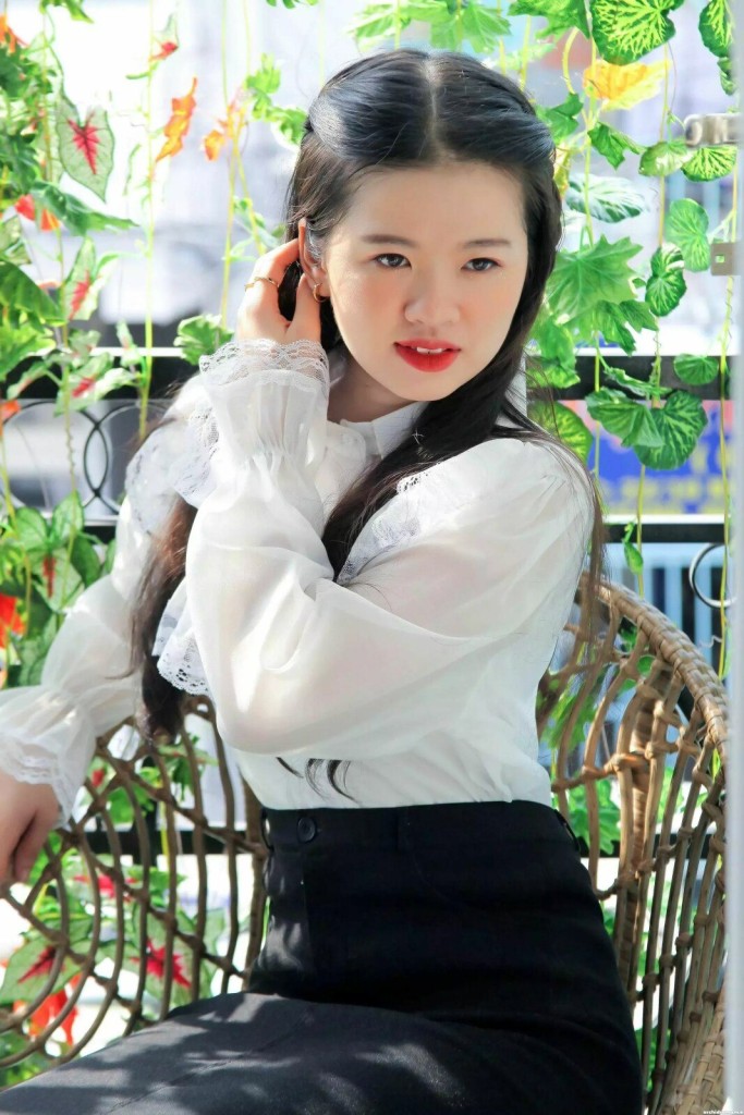 Natalia Profile image 2