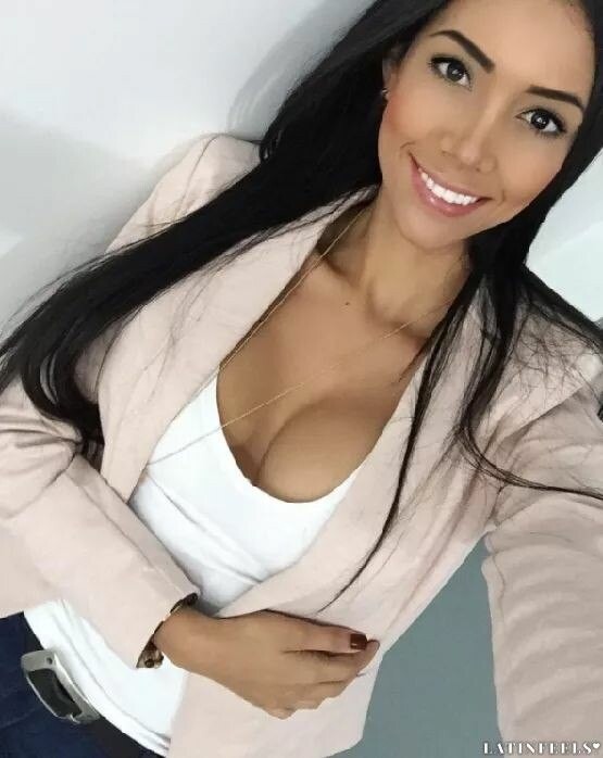 Samira Profile image 4