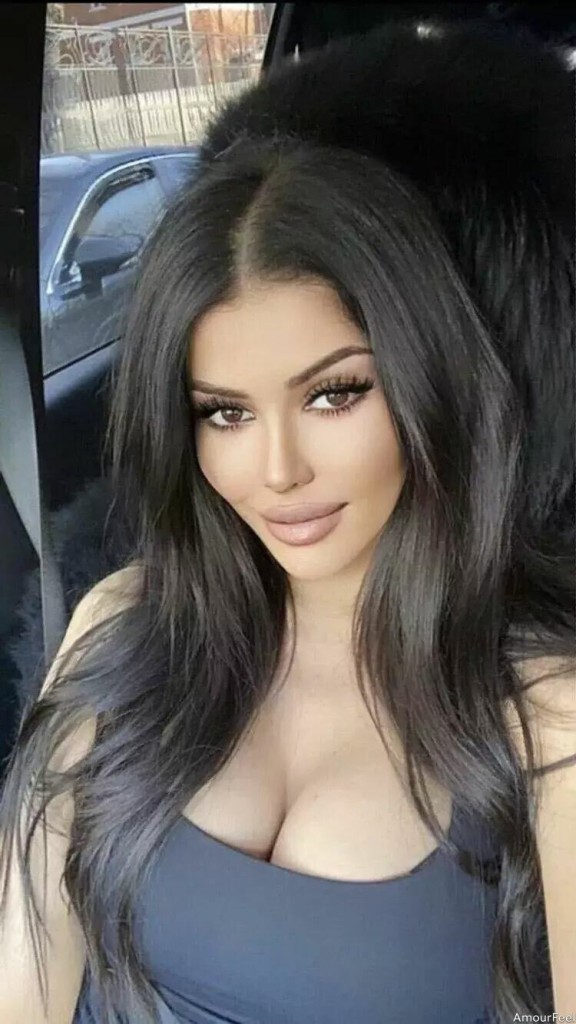 Evgeniya Profile image 3