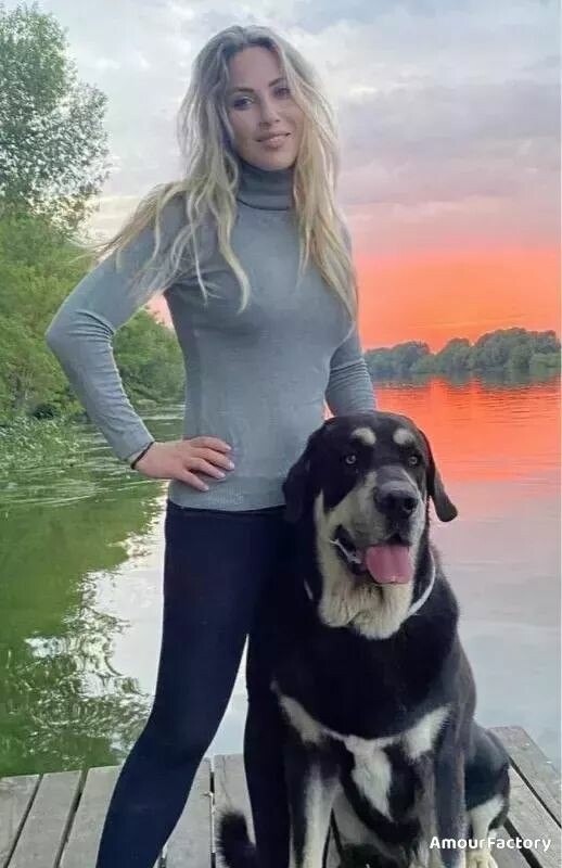 Olga, 37