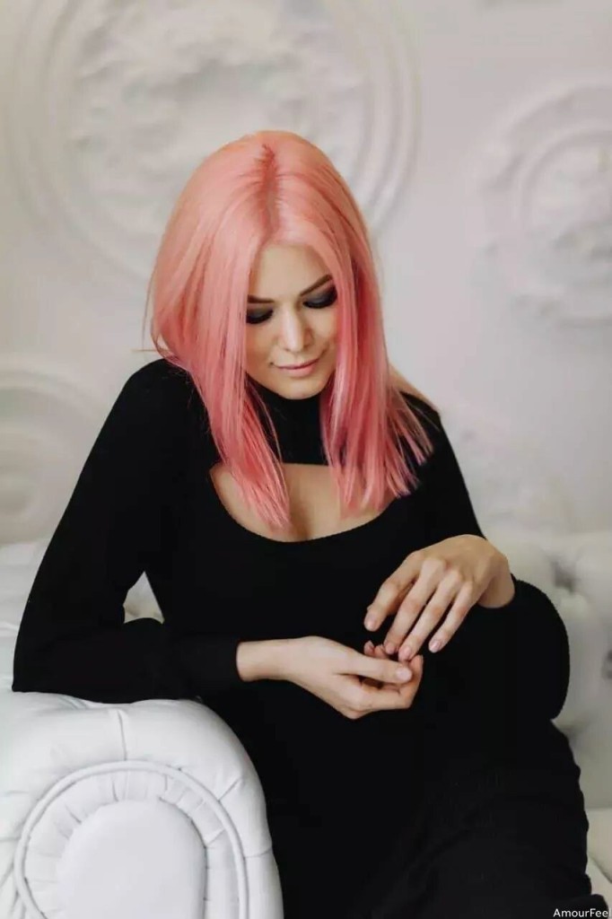 Maryna, 30