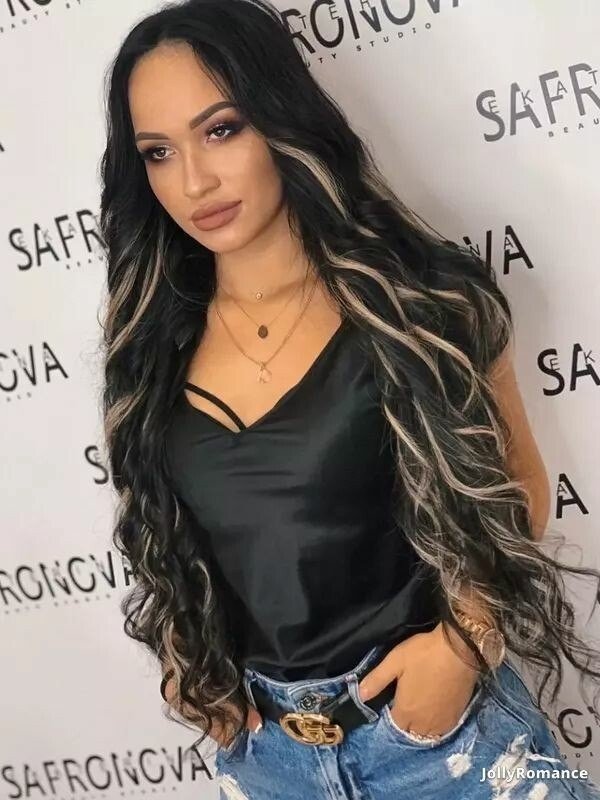 Karina Profile image 3