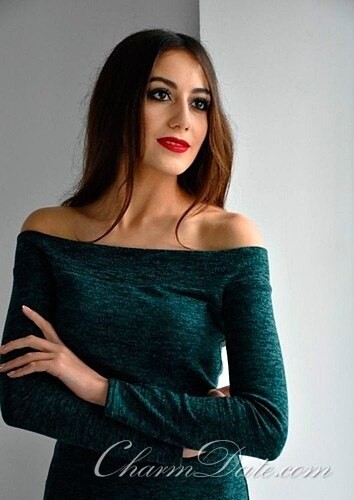 Vika, 26